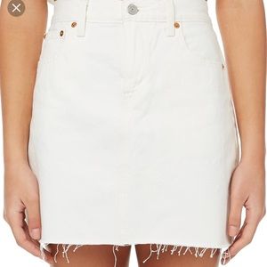 Levi’s denim mini skirt